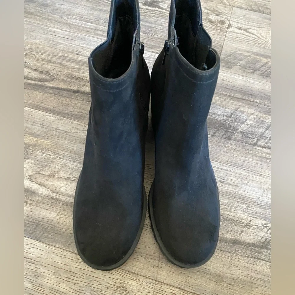 Ankle Boots - Picture 2 of 5